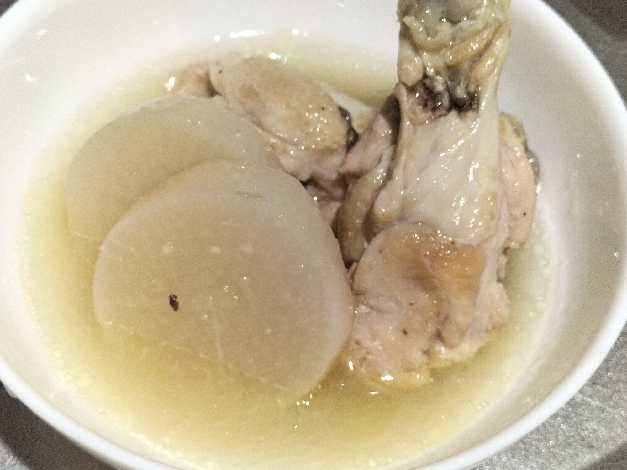 炊飯器で簡単作り置き♪手羽元と大根の参鶏湯風塩煮