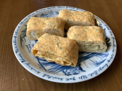 とらねこさん♪青のりの香りと鰹節の旨みで卵焼きが一味違う美味しさでした。ご馳走様でした！今日は芋掘りする予定ですが、今朝は4度で冷えてます。素敵な日曜日を^_^