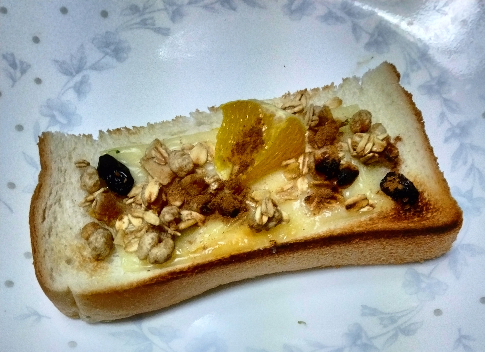 チーズトーストアレンジ フルグラ&ネーブル