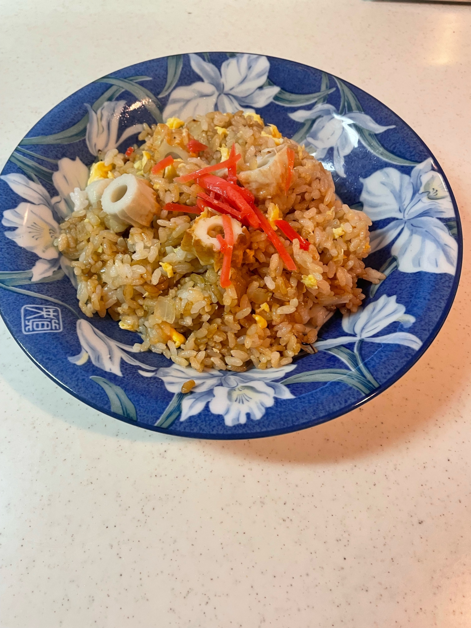 焦がし醤油風味！ちくわのガーリックチャーハン