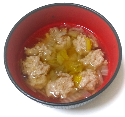 鶏だんごに生姜をたくさん入れて、美味しく体も温まりました♪白菜の消費もできました！ごちそう様でした♪