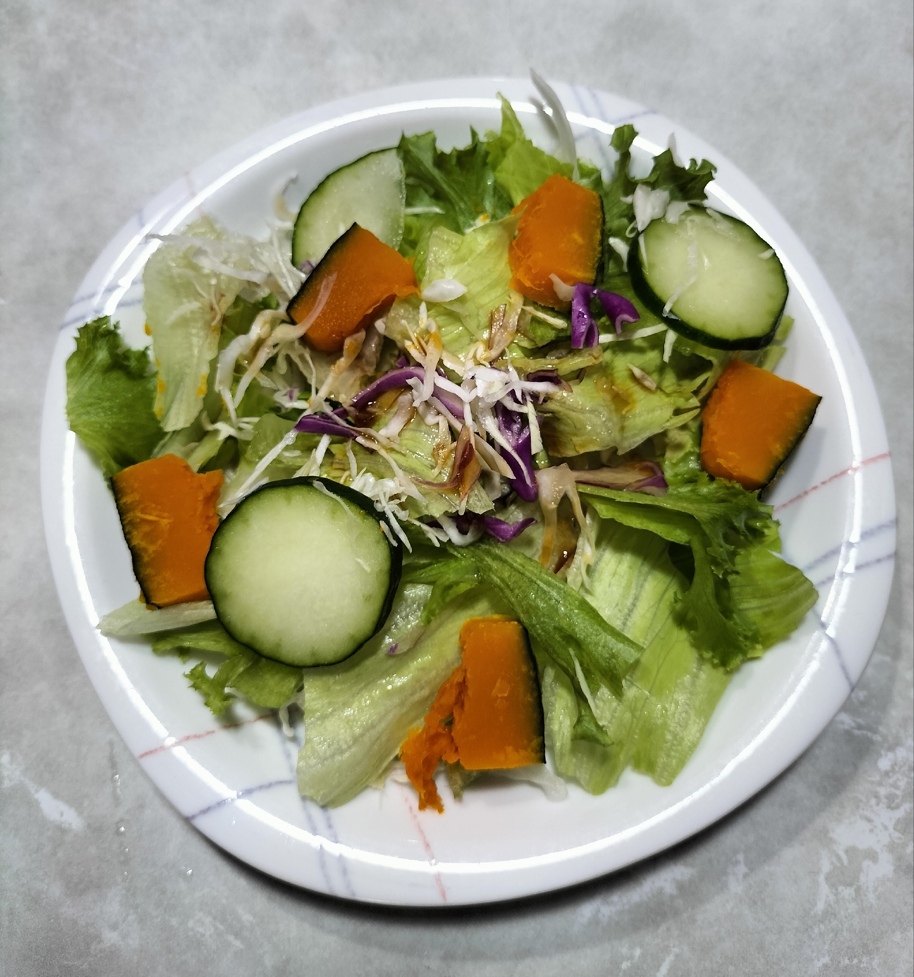 キャベツとかぼちゃ煮のサラダ