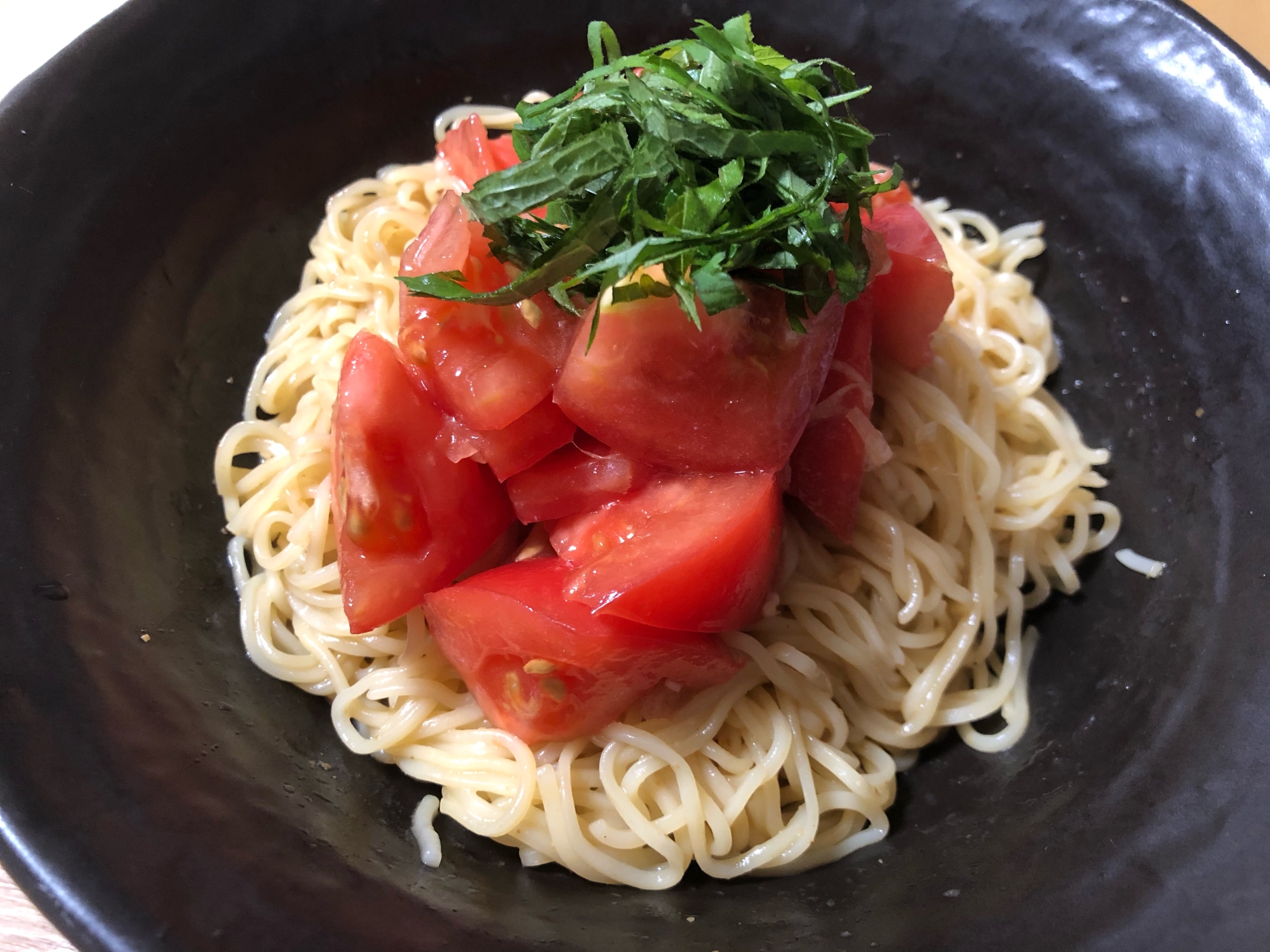 ごまだれトマトの冷やし中華