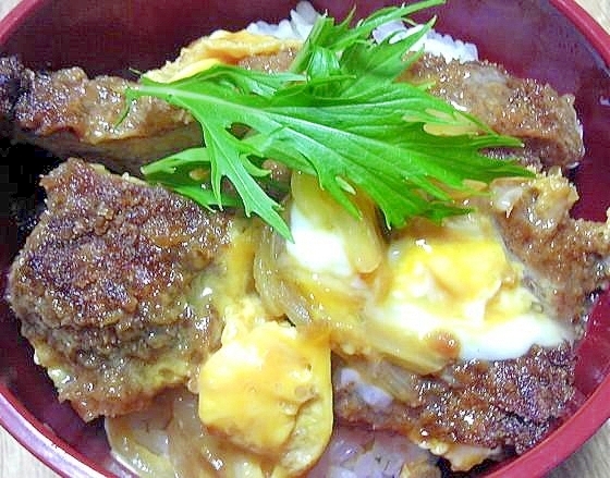 お惣菜とんかつでカツ丼☆水菜を添えて