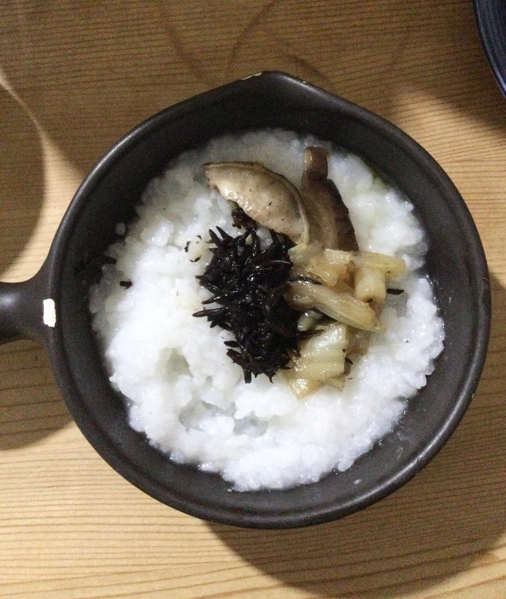 椎茸白菜芽ひじき乗せ♢ご飯♪