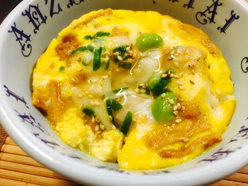 味付けいなりと枝豆のチー玉丼