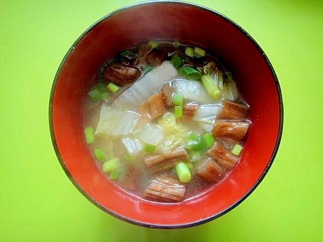 芋がらと白菜万能ねぎの味噌汁