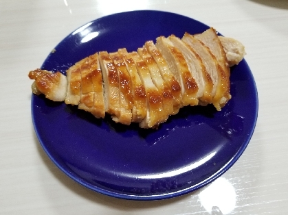 放置してるだけなのにしっかり味がついて美味しかったです！ご飯にもお酒にも相性バッチリ♪皮がパリッとできなかったので、次回再挑戦します！