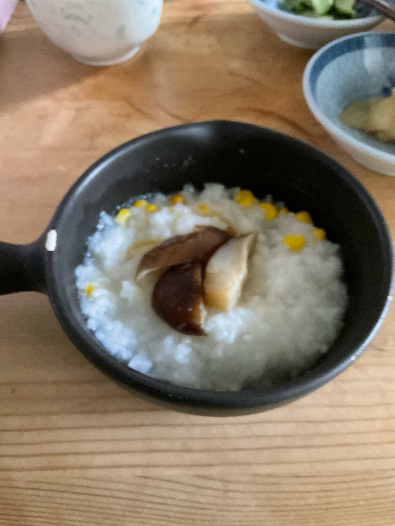椎茸乗せ♢コーン入りご飯♪