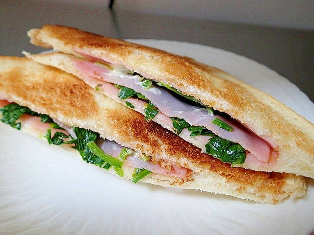ハムとほうれん草のホットサンド レシピ 作り方 By ぷ みぃまま 楽天レシピ ハムとほうれん草のホットサンド レシピ 作り方 By ぷ みぃまま 楽天レシピ
