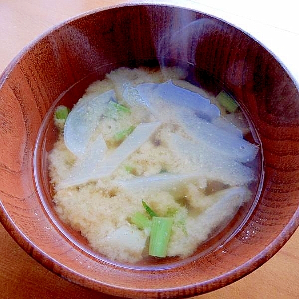 ５分！？下ごしらえ無し❤山ウドの味噌汁♪