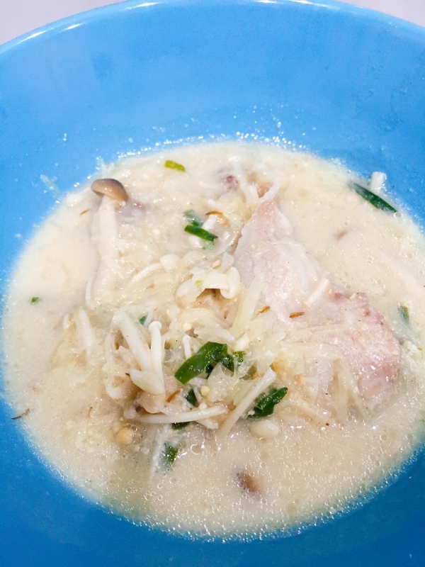 白滝でヘルシー★豆乳味噌ラーメン