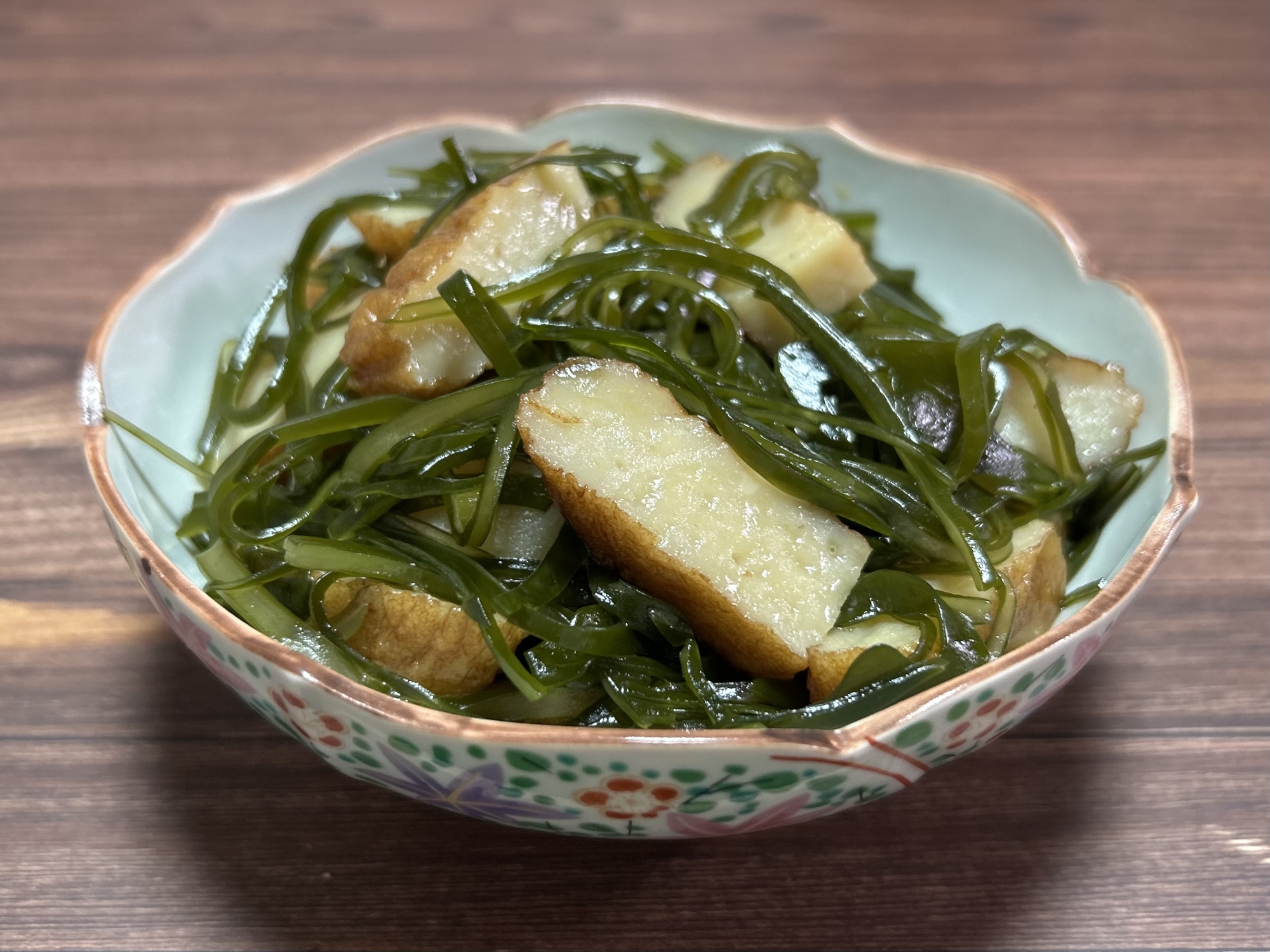 簡単副菜！切り昆布とさつま揚げの炒め煮