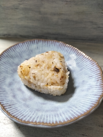 鯖粉&白胡麻おにぎり