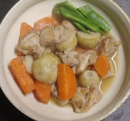 こんにちは〜里芋と鶏肉は合いますね。美味しくいただきました(*^^*)レシピありがとうございます。