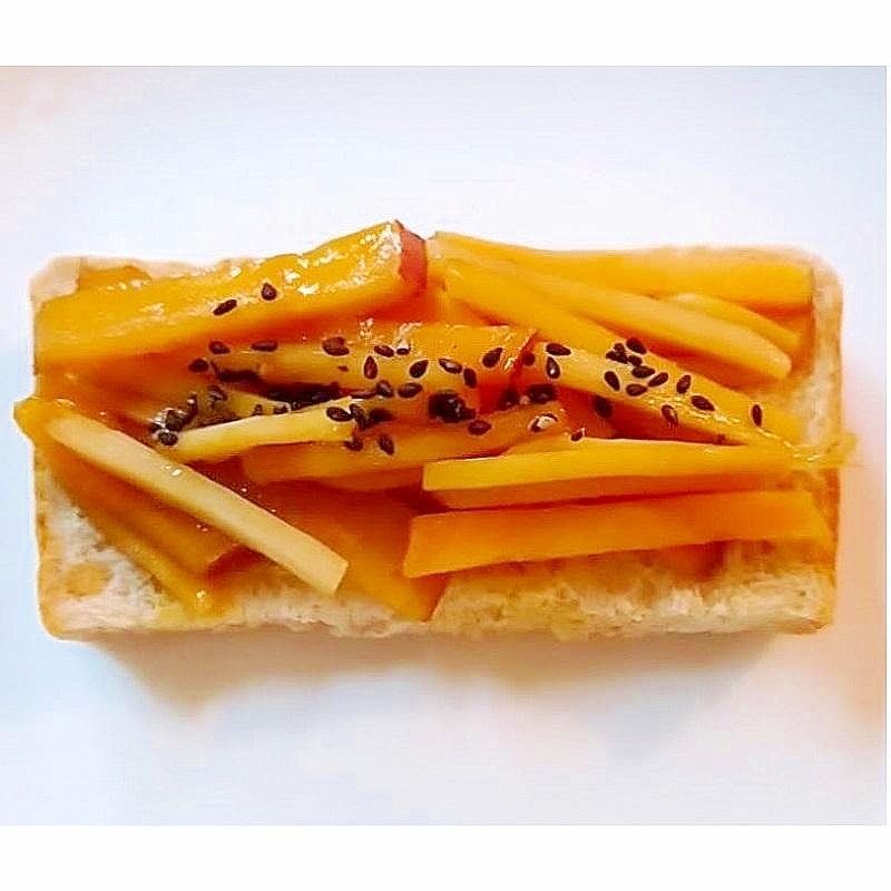 薩摩芋と竹の子の焼肉味のきんぴらトースト