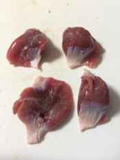 画像有り 銀皮を取らない 超簡単な砂肝の下処理 レシピ 作り方 By みちょぱんだ 楽天レシピ