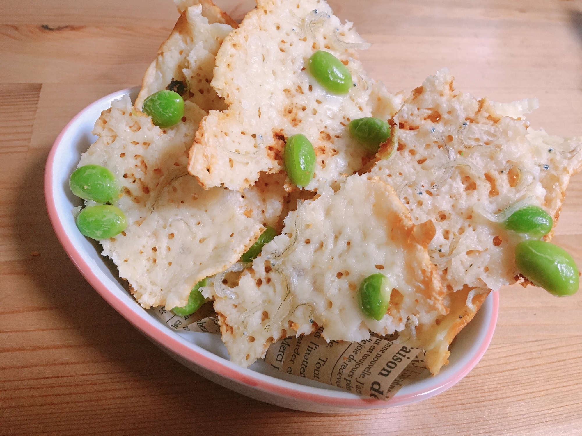 おつまみに＊枝豆とじゃこのカリカリチーズチップ