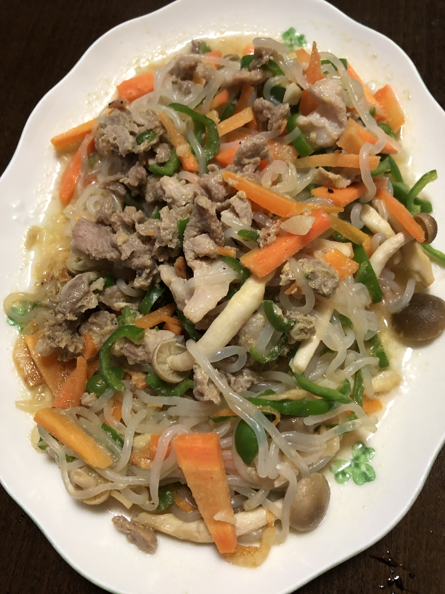 しらたきのたっぷり肉野菜炒め