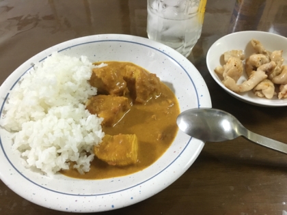 トマト缶で簡単☆バターチキンカレー