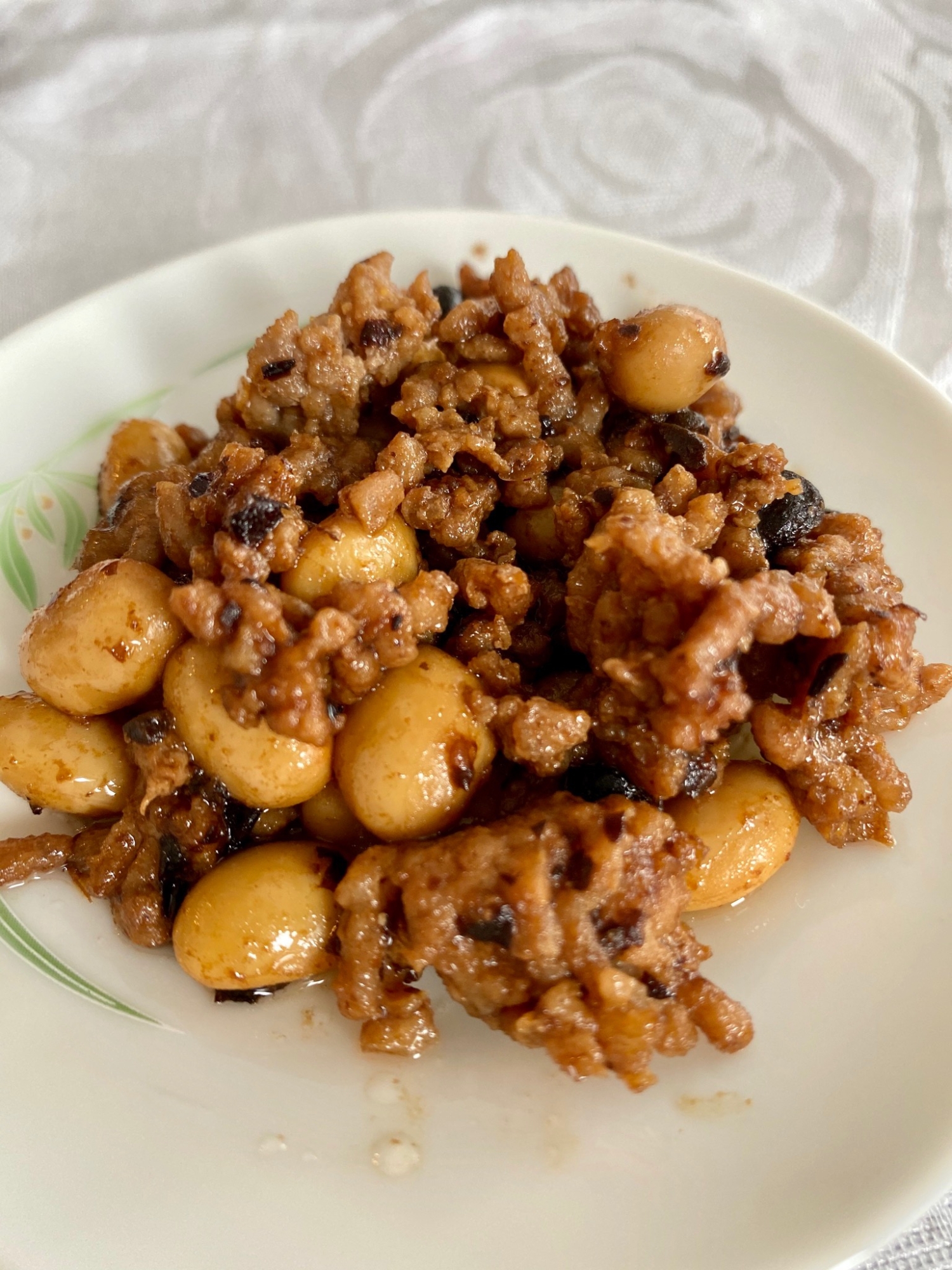 夕飯のご飯のお供に！時短でできる、大豆入り肉味噌！