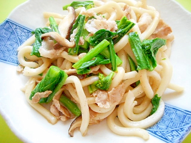 菜の花と豚しいたけの焼きうどん