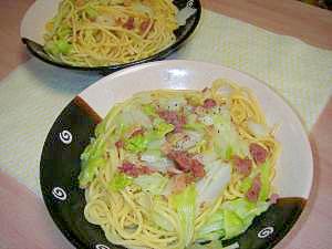 春キャベツのにんにくたっぷりパスタ