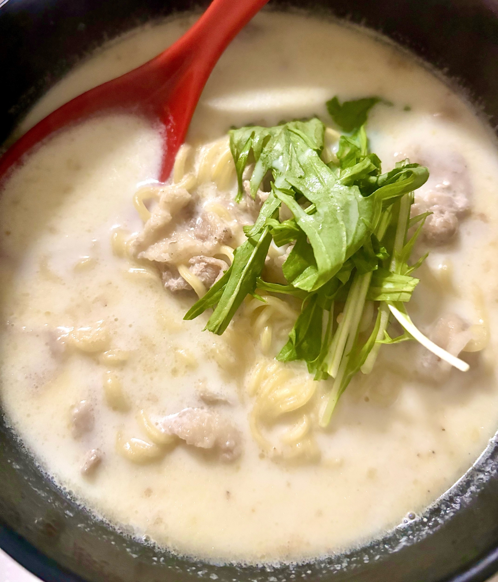 インスタント麺で簡単美味しい!塩ミルクラーメン