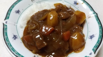 旨味たっぷり♪牛すじカレー