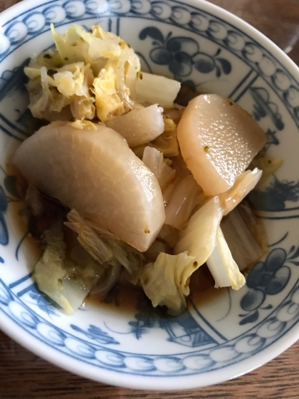 白菜と大根の天かす煮