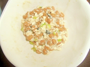 海苔とシラスの納豆腐
