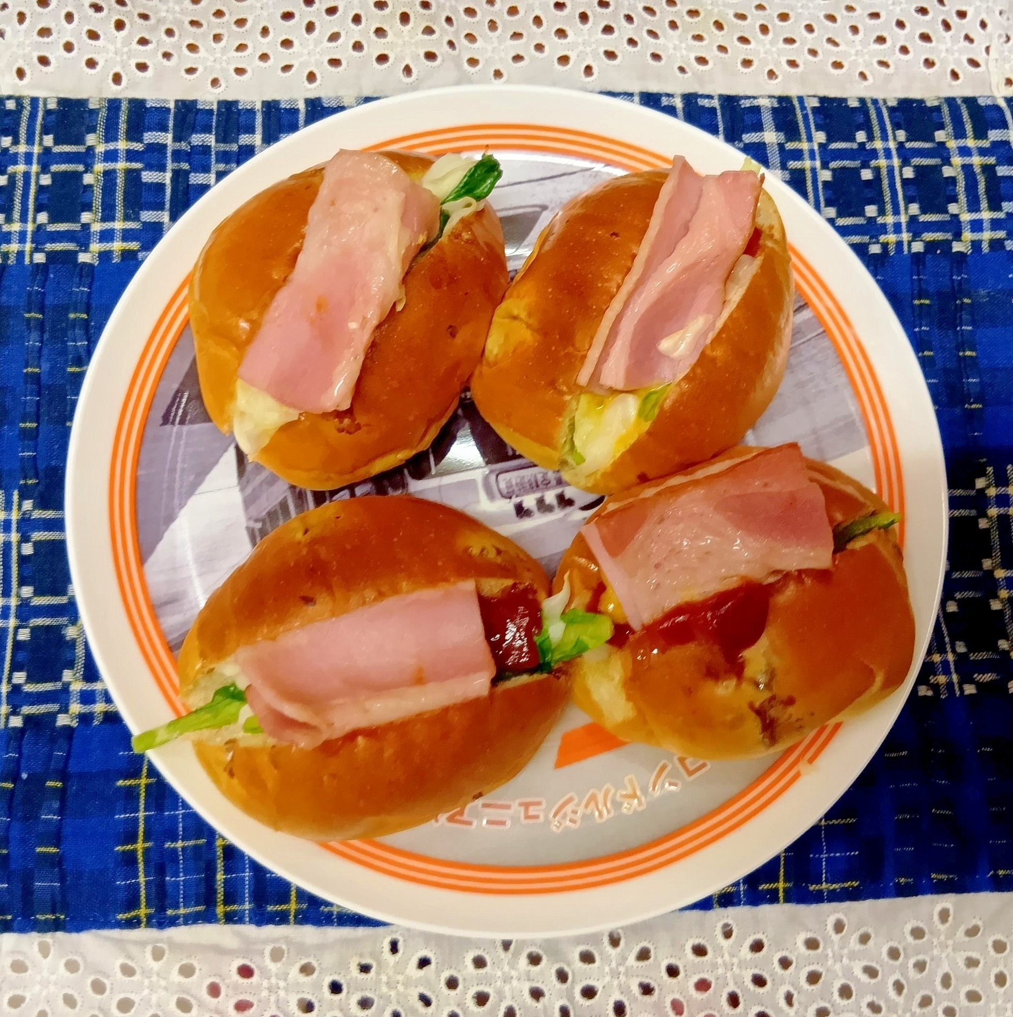 ベーコンロールサンド