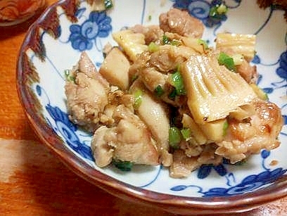 筍と　鶏もも肉の　甘辛炒め