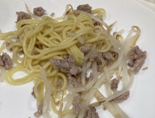 豚ミンチ焼きそば！