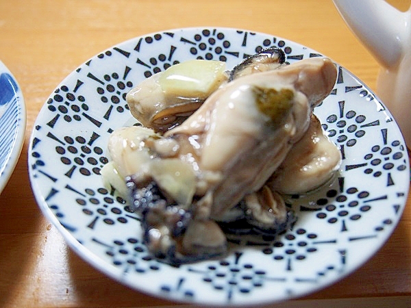 牡蠣のセサミオイル漬け