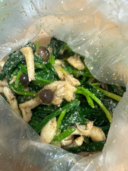 レンジで簡単♪ほうれん草しめじの胡麻和え
