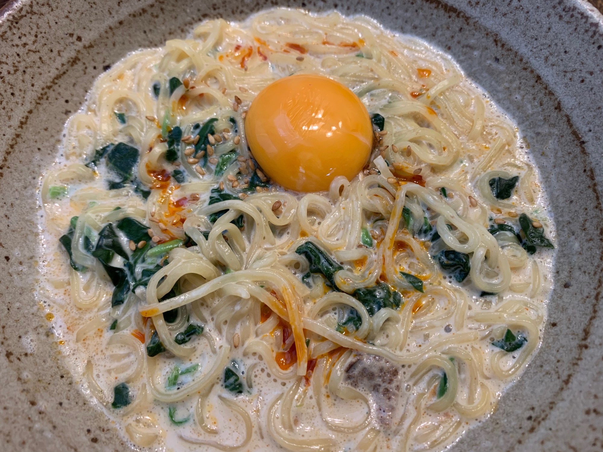 醤油味インスタントラーメン坦々風