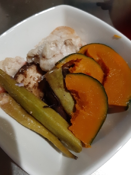 鶏胸肉と夏野菜のマリネ