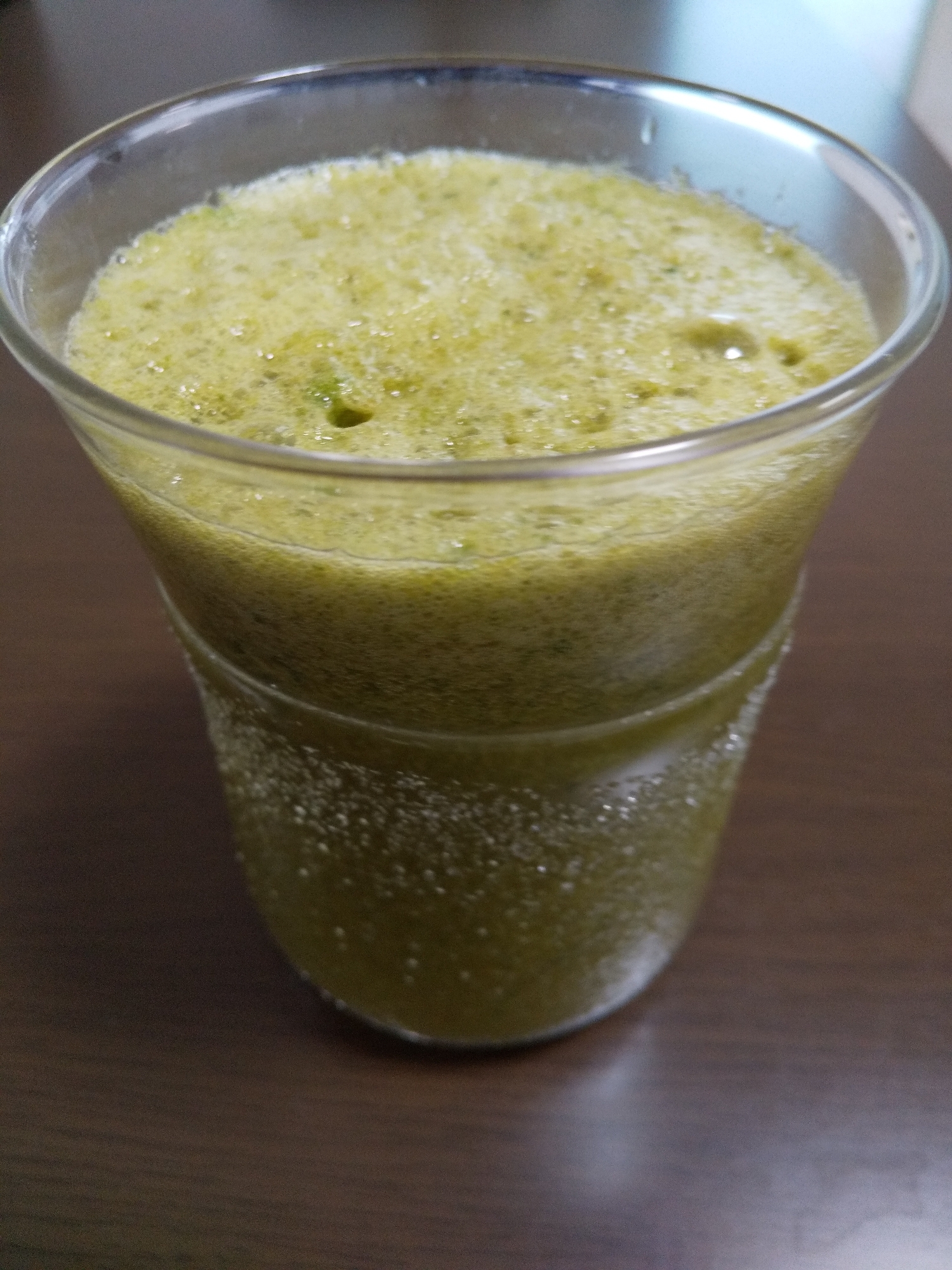 健康野菜スロージュース（小松菜、トマト、パセリ等）