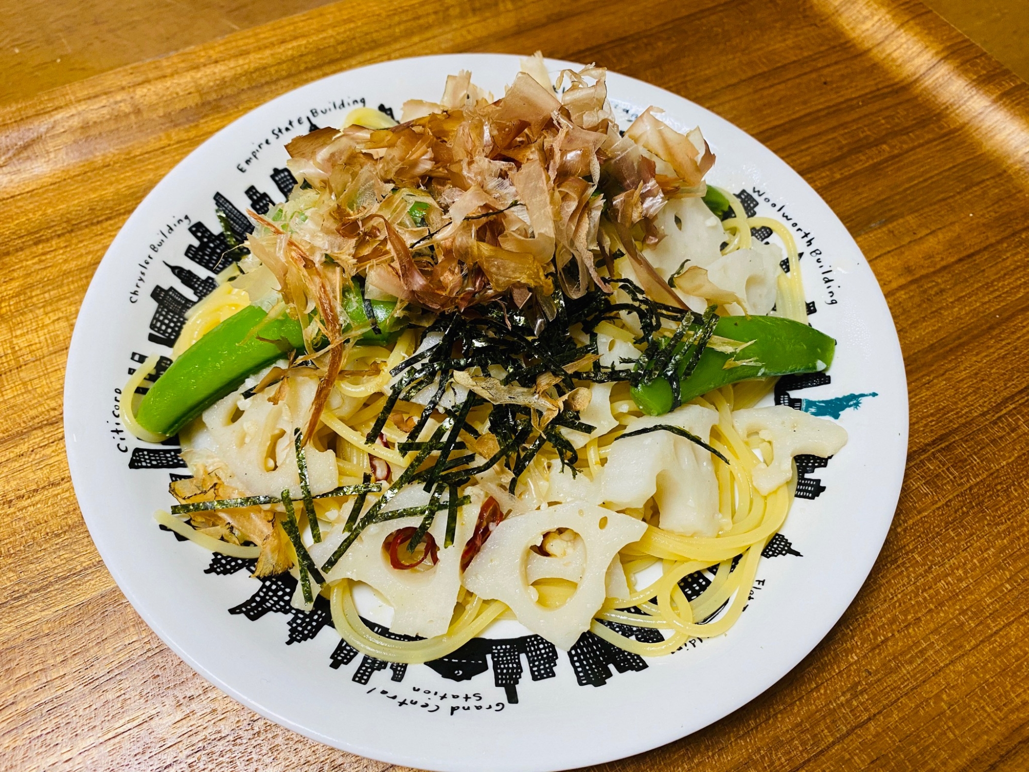 レンコンとスナップえんどうの和風パスタ