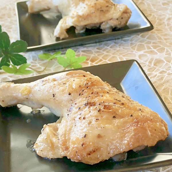 フライパンで シンプル 骨付きもも肉の塩焼き レシピ 作り方 By みさきらりんず 楽天レシピ フライパンで シンプル 骨付きもも肉の塩焼き レシピ 作り方 By みさきらりんず 楽天レシピ
