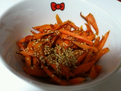 料理名にひかれました☆
人参だけでもおいしいですね～(^O^)