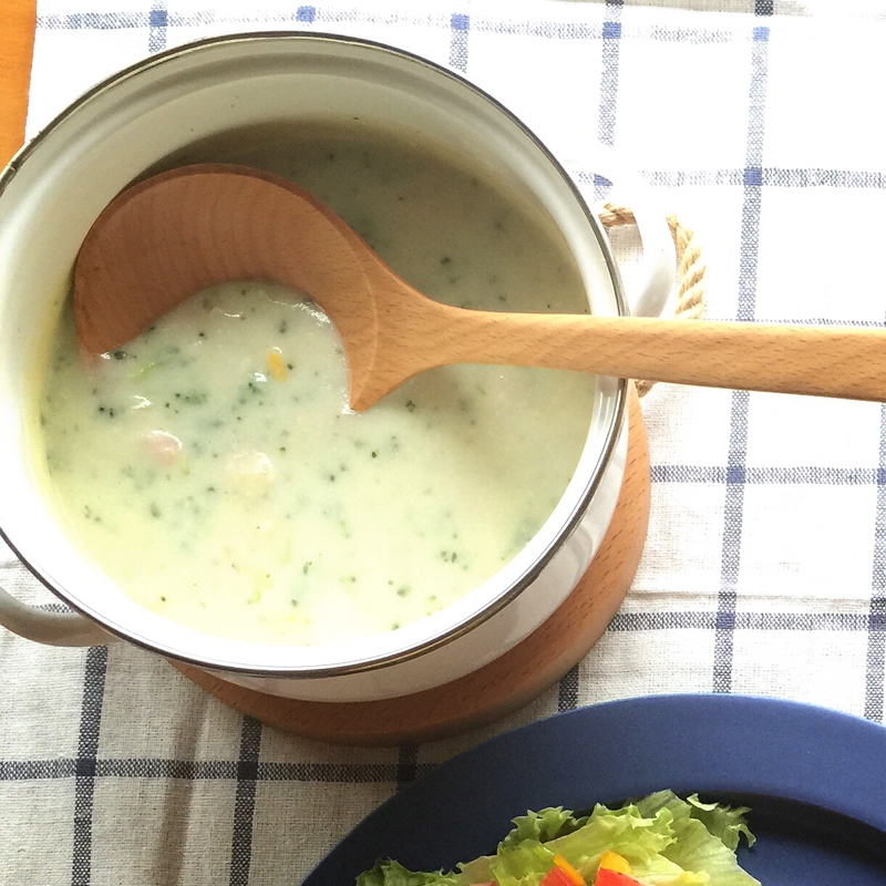 簡単！カップスープで作るブロッコリーと豆乳のスープ