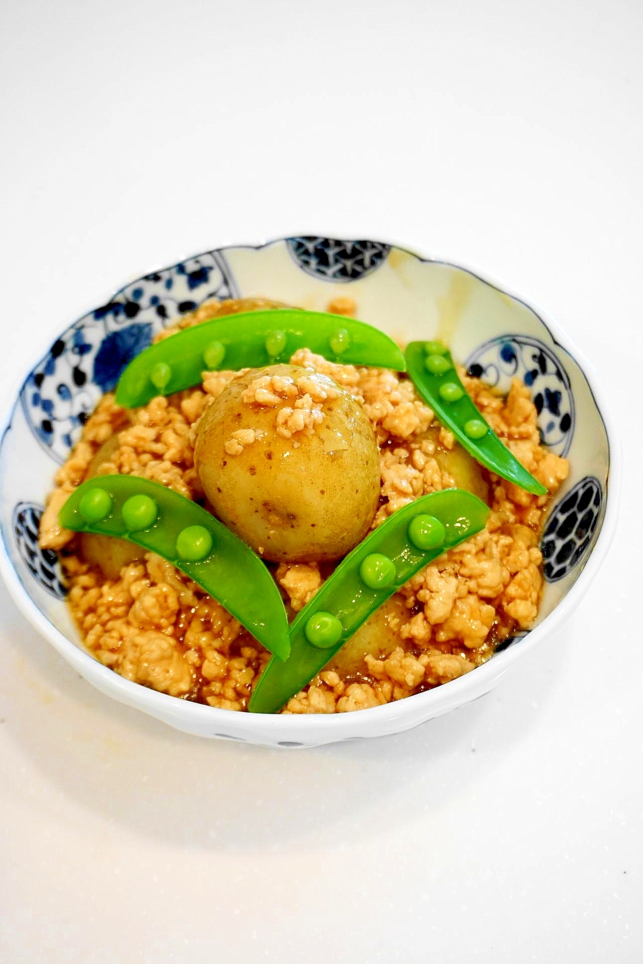 新じゃがのそぼろ煮