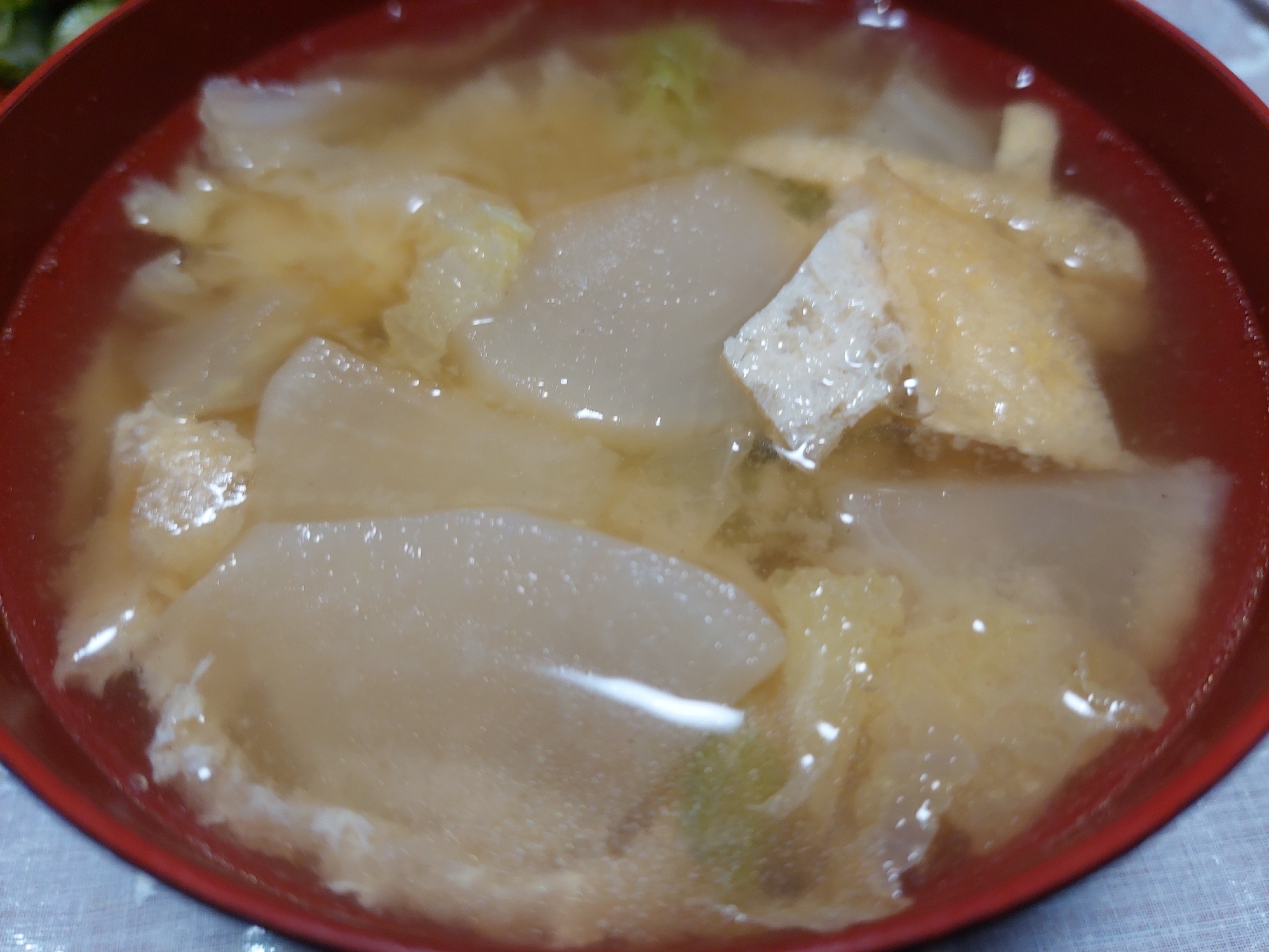 大根 白菜 油揚げのお味噌汁