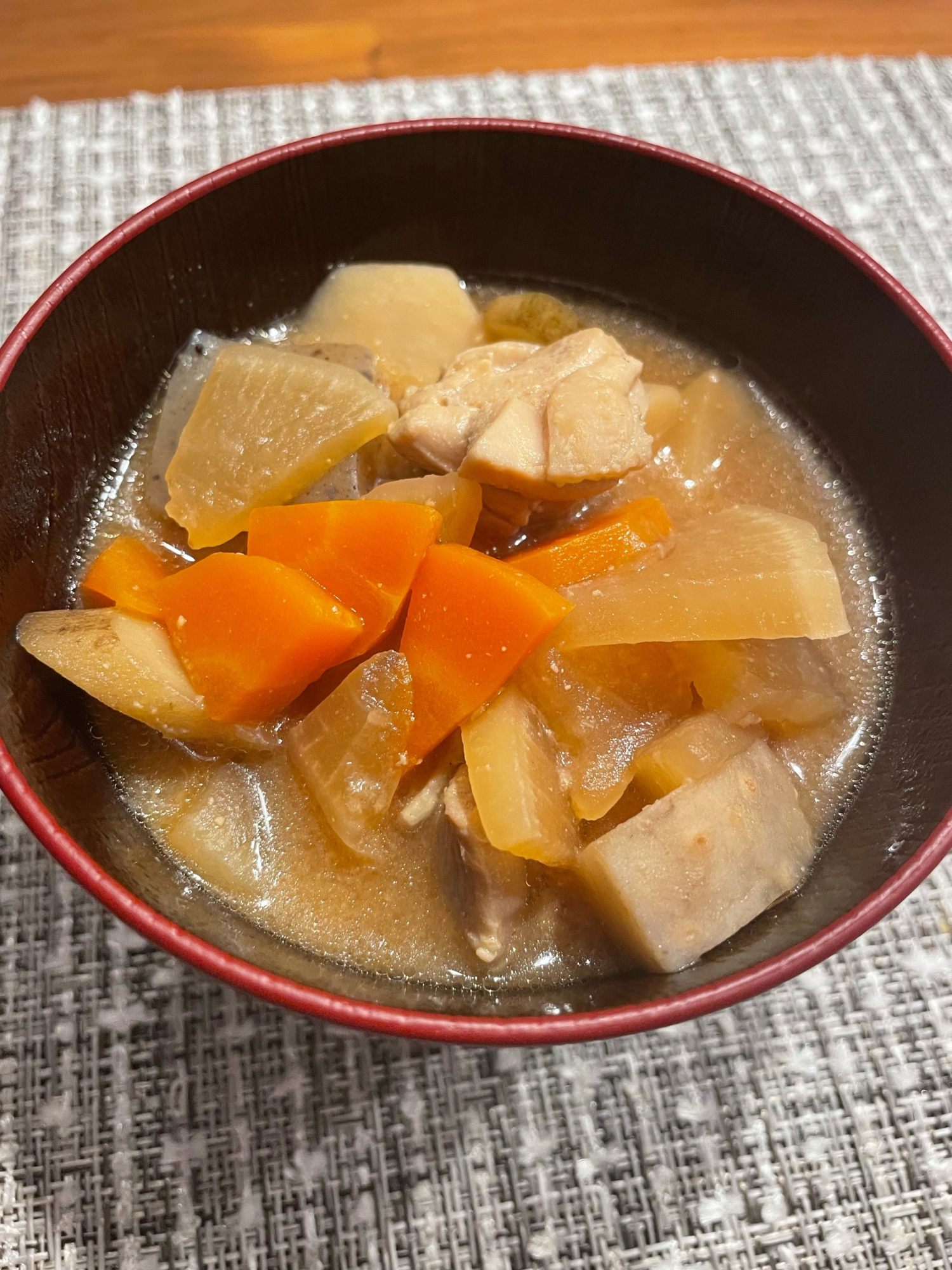 鶏肉と根菜の五目汁