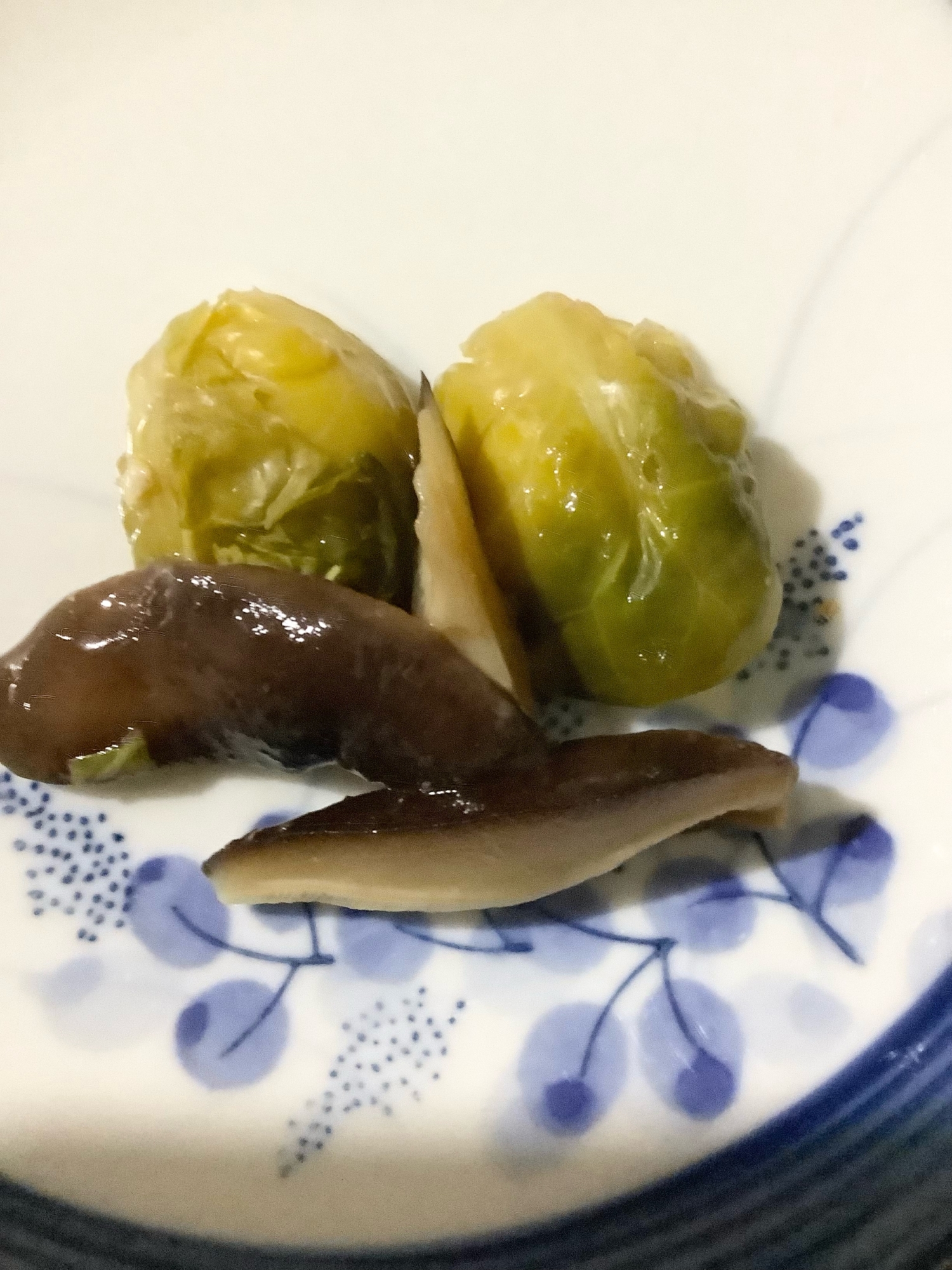 ☆椎茸と芽キャベツの煮物☆