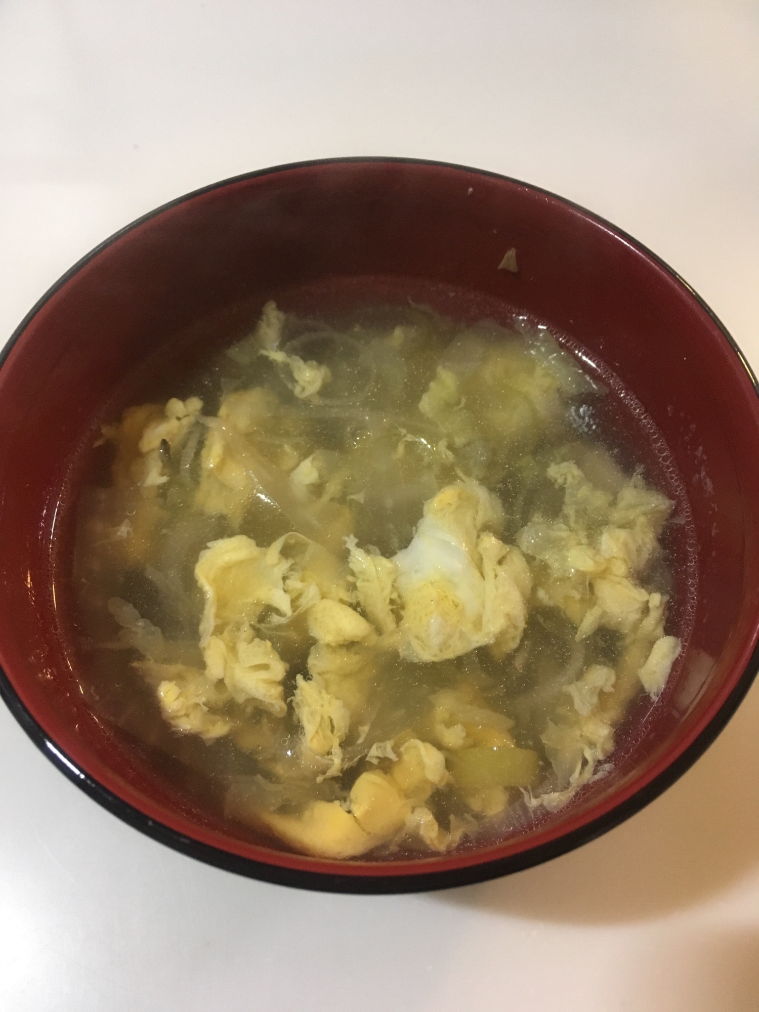 白菜と舞茸の中華風たまごスープ