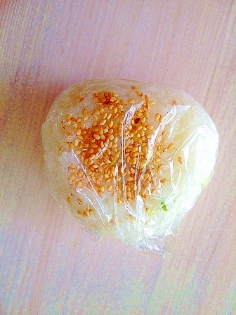 茨城県のローズポークで豚生姜焼きおむすび