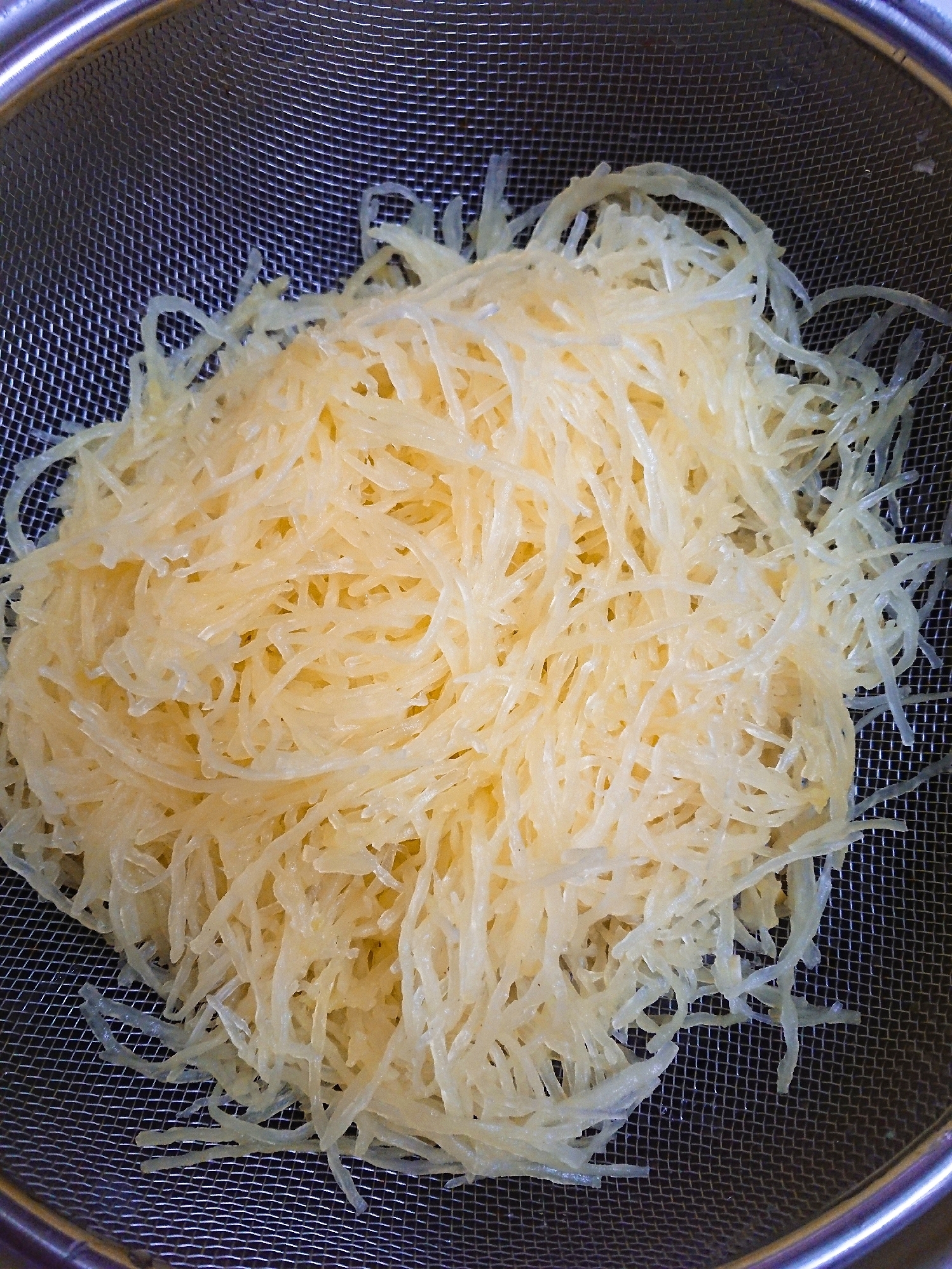 だし汁で美味しく茹でるそうめんうり